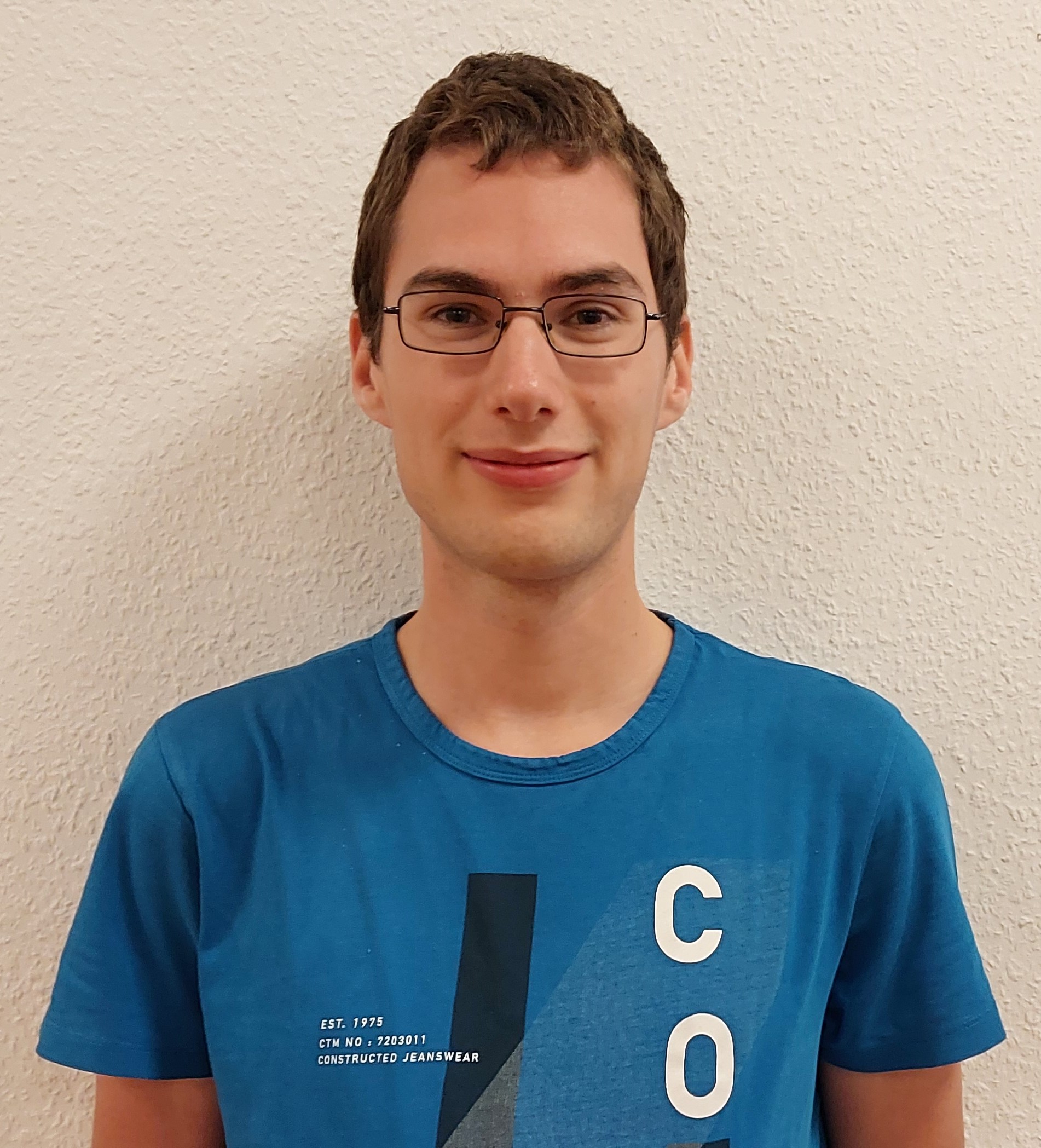 Hier ist ein Bild der wissenschaftlichen Hilfskraft Christian zu sehen.